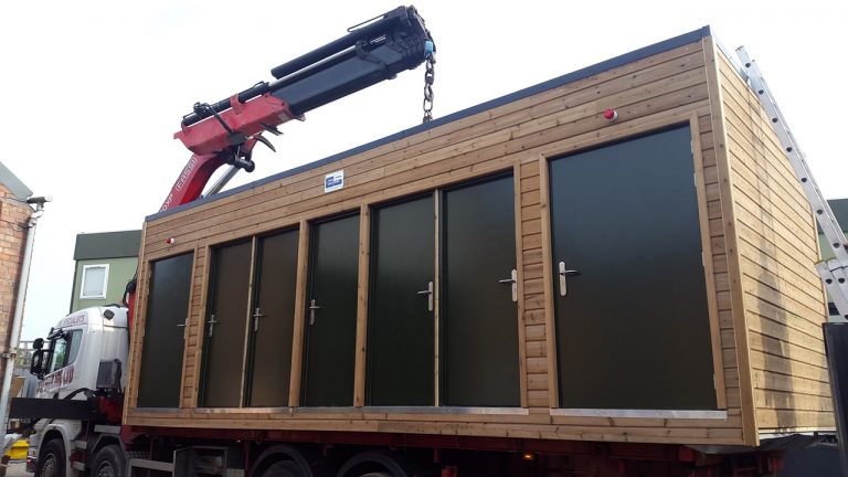 Portable toilet block