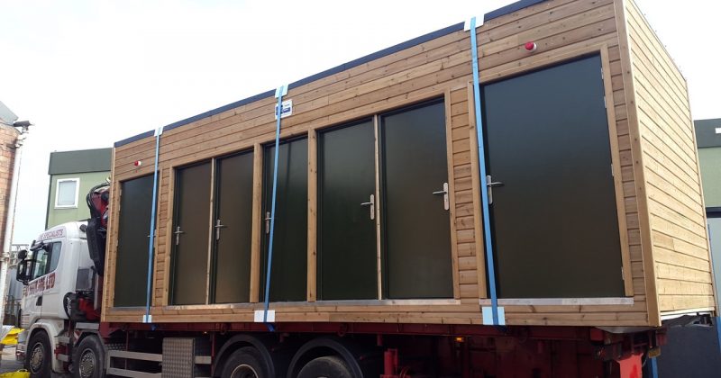 Portable toilet block